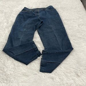 RUDY RD WOMENS JEANS , SIZE 8, VERY GOOD CONDITION, PREOWNED